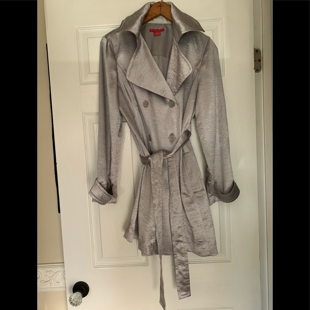 Sunny Leigh Gray Trench